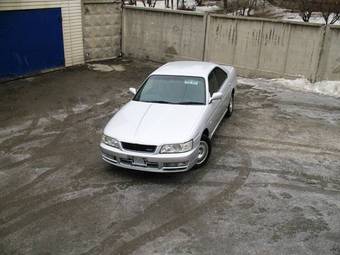 1999 Nissan Laurel Pics