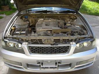 1999 Nissan Laurel Pictures