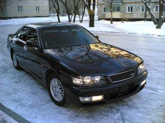 1999 Nissan Laurel Photos