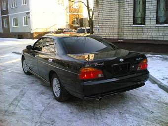 1999 Nissan Laurel Pictures