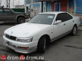 1999 Nissan Laurel Pics