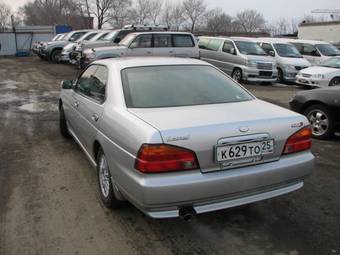 1999 Nissan Laurel Photos