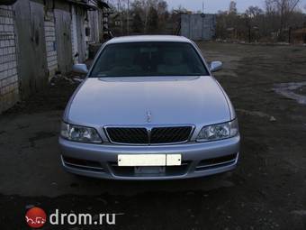 1999 Nissan Laurel Pictures
