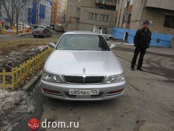 1999 Nissan Laurel Photos