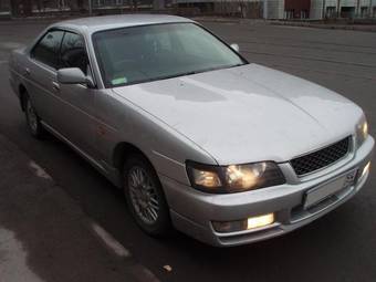 1999 Nissan Laurel Pictures