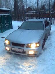 1999 Nissan Laurel Pictures