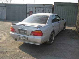 1999 Nissan Laurel Pictures