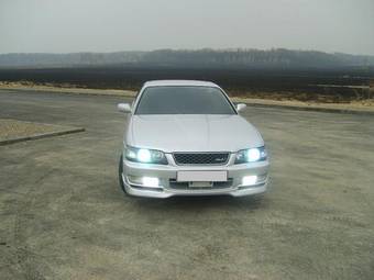 1999 Nissan Laurel Photos