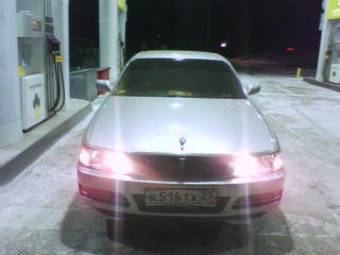 1999 Nissan Laurel Pictures