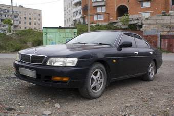 1999 Nissan Laurel Photos