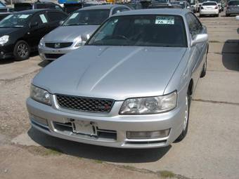 1999 Nissan Laurel Photos