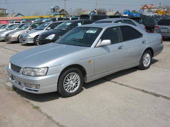 1999 Nissan Laurel Pictures