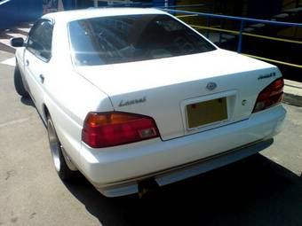 1999 Nissan Laurel Photos