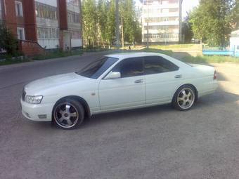 1999 Nissan Laurel Photos