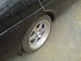 1999 Nissan Laurel Photos