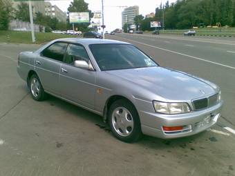 1999 Nissan Laurel Photos