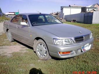 1999 Nissan Laurel Pictures