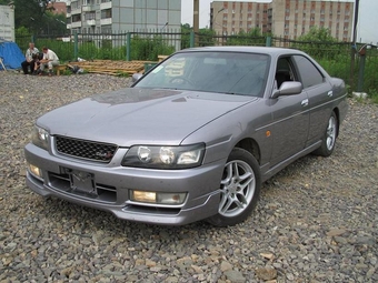 2000 Nissan Laurel