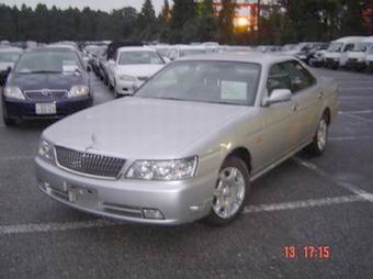 2000 Nissan Laurel