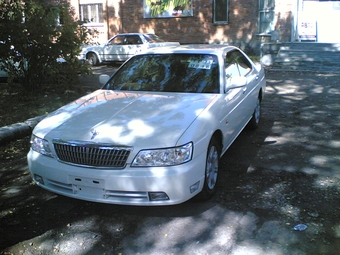 2000 Nissan Laurel