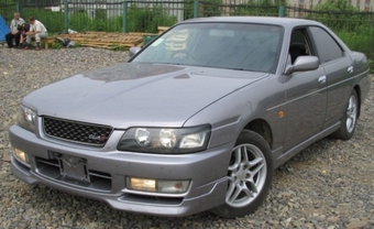 2000 Nissan Laurel