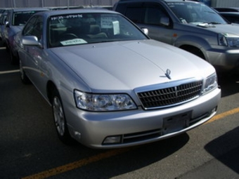 2000 Nissan Laurel