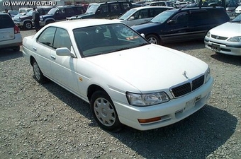 2000 Nissan Laurel