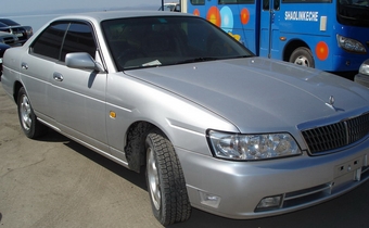 2000 Nissan Laurel