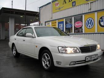 2000 Nissan Laurel