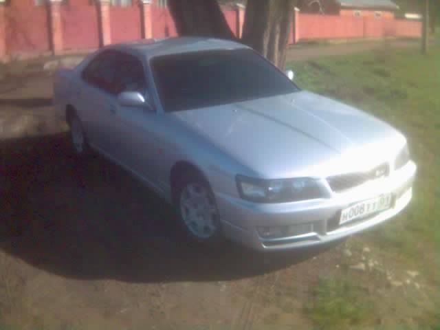 2000 Nissan Laurel