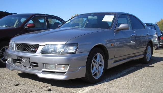 2000 Nissan Laurel
