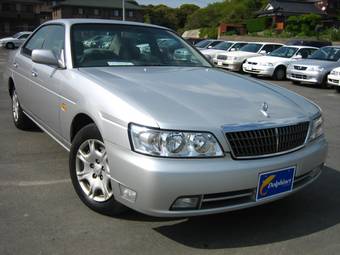 2000 Nissan Laurel