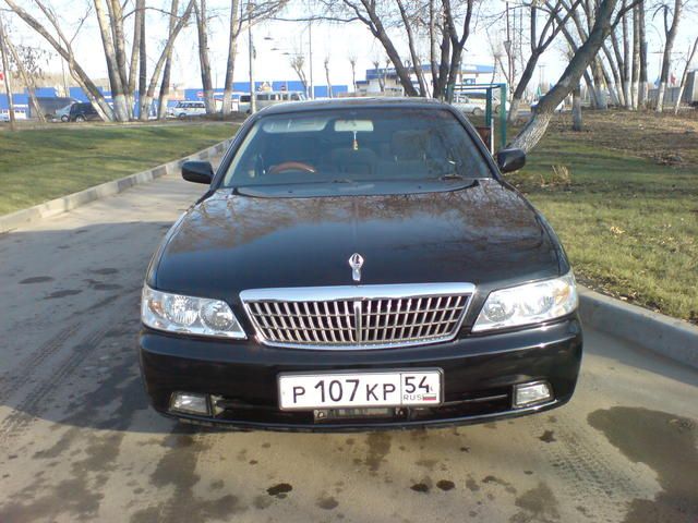 2000 Nissan Laurel