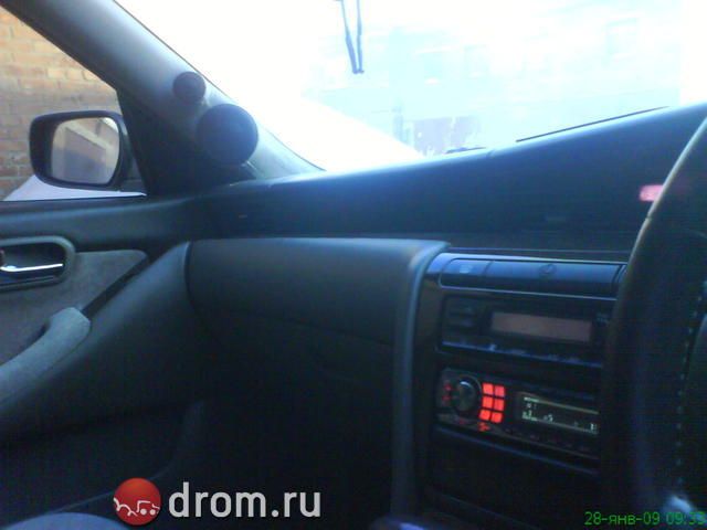 2000 Nissan Laurel