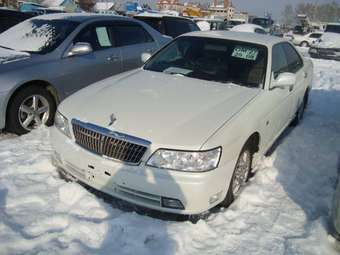 2000 Laurel