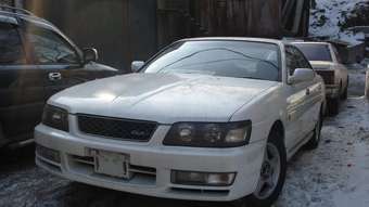 2000 Nissan Laurel