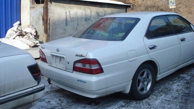 2000 Nissan Laurel