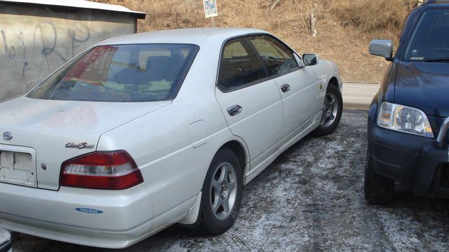 2000 Nissan Laurel