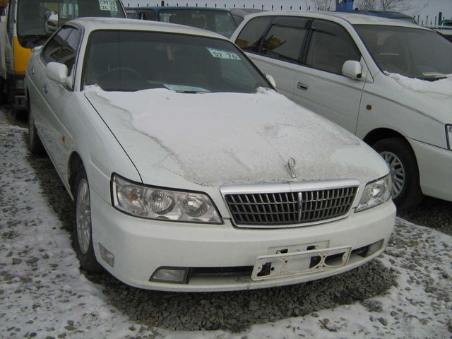 2000 Nissan Laurel