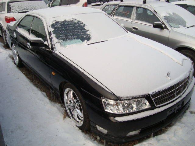 2000 Nissan Laurel