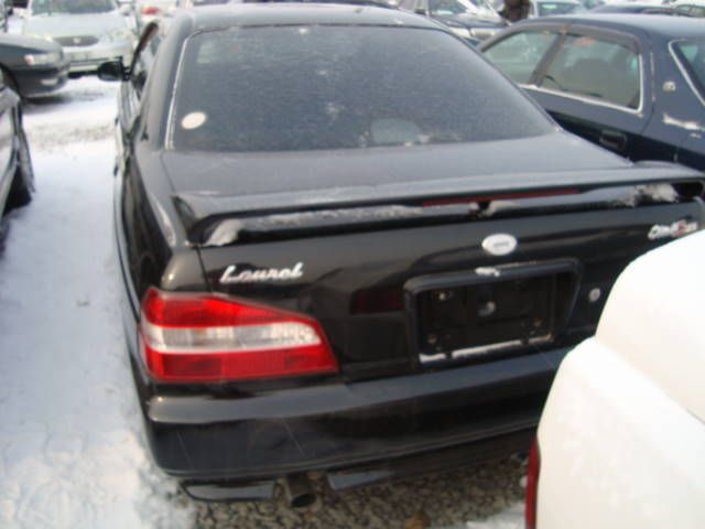 2000 Nissan Laurel