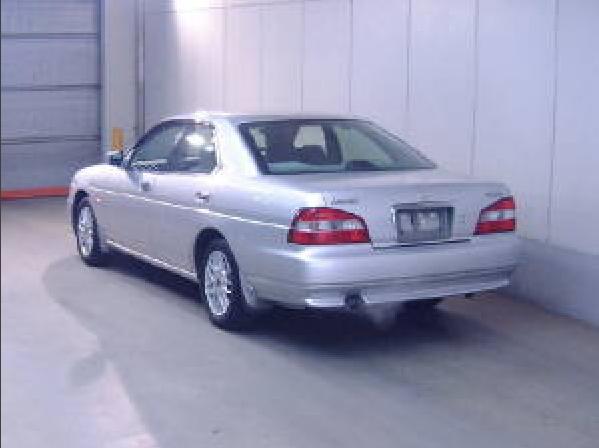 2000 Nissan Laurel Pictures