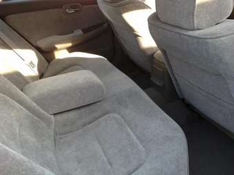 2000 Nissan Laurel Pictures