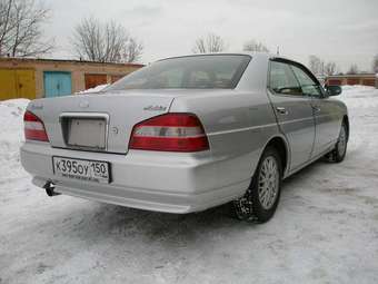 2000 Nissan Laurel Photos