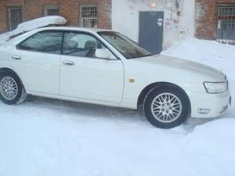 2000 Nissan Laurel Pics
