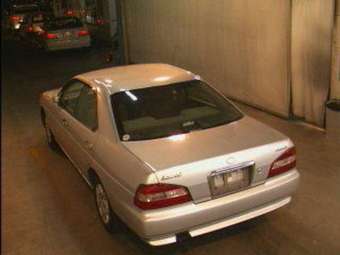 2000 Nissan Laurel Pictures
