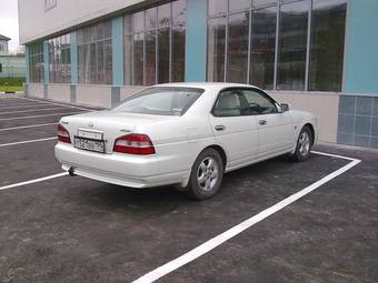 2000 Nissan Laurel Pictures