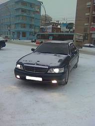 2000 Nissan Laurel Photos