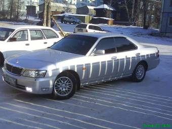 2000 Nissan Laurel Images