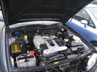 2000 Nissan Laurel Pictures